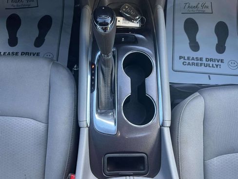 Used 2016 Chevrolet Malibu LT FWD image 18