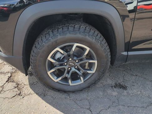 New 2026 Chevrolet Equinox ACTIV FWD image 32