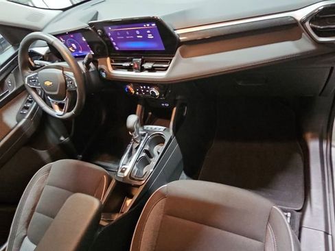 New 2025 Chevrolet TrailBlazer LT w/ LT Cold Weather Package image 27