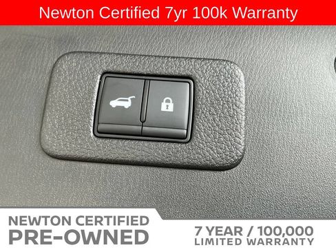 Used 2024 Nissan Armada SL w/ Captain's Chairs Package RWD image 26