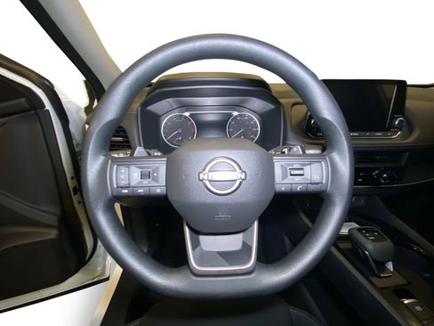 New 2026 Nissan Rogue S image 12