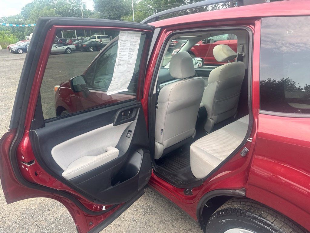 Used 2015 Subaru Forester 2.5i Premium w/ All-Weather Package AWD/4WD image 35