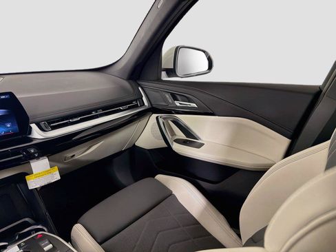 New 2026 BMW X1 xDrive28i w/ Technology Package AWD/4WD image 23