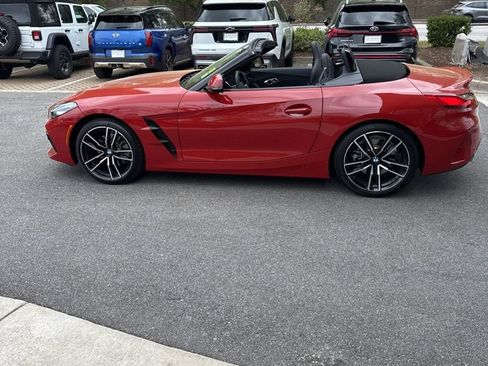 Used 2025 BMW Z4 sDrive30i w/ Premium Package image 8