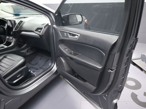 Used 2021 Ford Edge SEL w/ Convenience Package image 24
