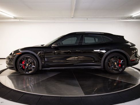 Certified 2024 Porsche Taycan 4S AWD/4WD image 2
