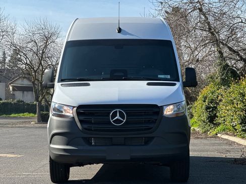 New 2026 Mercedes-Benz Sprinter 2500 image 8