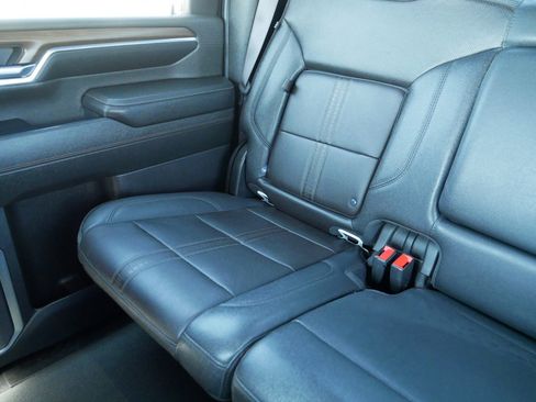 Used 2024 Chevrolet Silverado 2500 High Country w/ Technology Package image 12