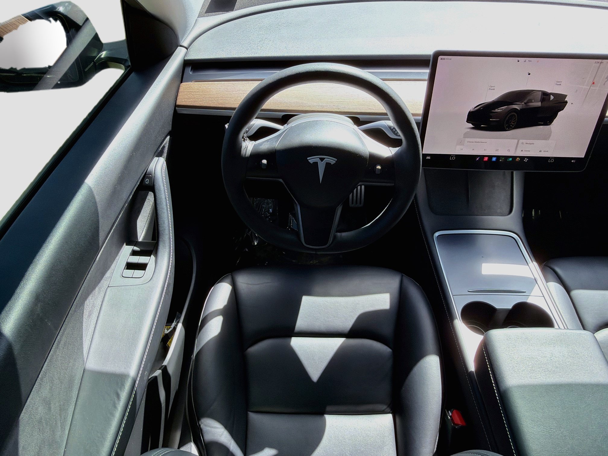 Used 2022 Tesla Model Y Performance AWD/4WD image 17