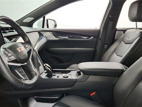 Certified 2024 Cadillac XT5 Premium Luxury w/ LPO, Floor Liner Package image 12