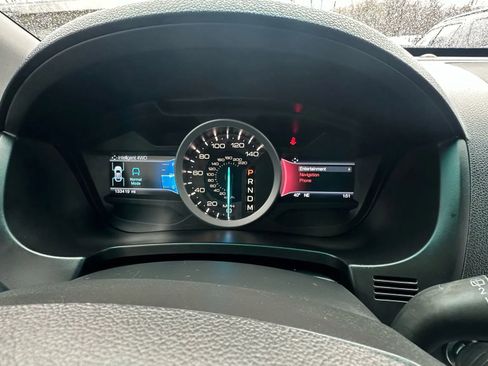 Used 2014 Ford Explorer XLT w/ Equipment Group 202A image 12