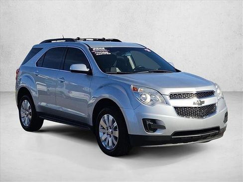 Used 2011 Chevrolet Equinox LT image 3