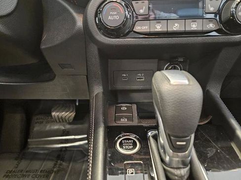 Certified 2023 Nissan Kicks SR w/ SR Premium Package image 20