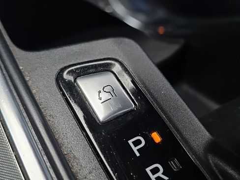 Used 2023 Ford F150 Limited image 15