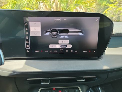 New 2026 Audi Q3 quattro 2.0T AWD/4WD image 20