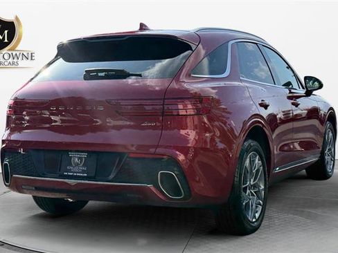 Used 2025 Genesis GV70 2.5T w/ Advanced Package AWD/4WD image 5
