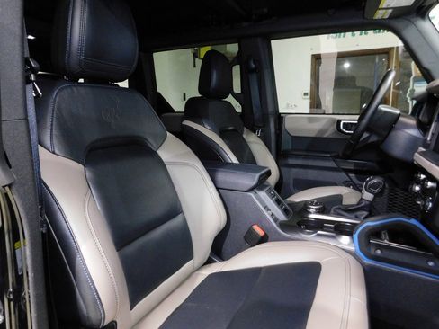 Used 2024 Ford Bronco Wildtrak image 95