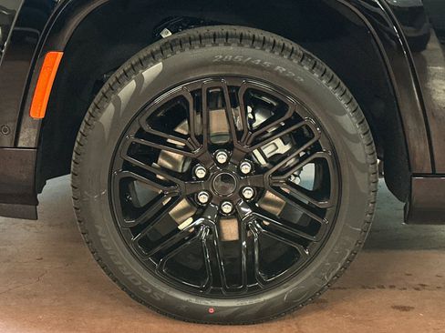 New 2026 Jeep Grand Wagoneer Limited image 25