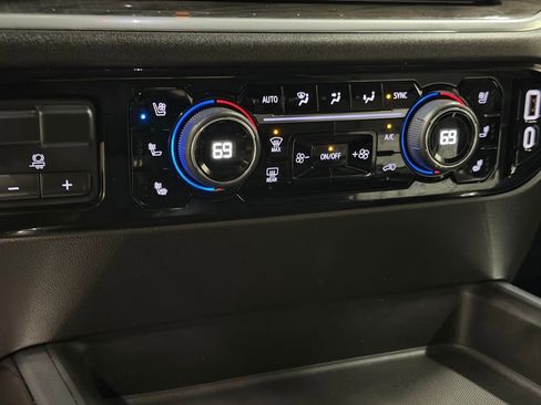 Certified 2024 Chevrolet Silverado 2500 LTZ w/ LTZ Premium Package image 47