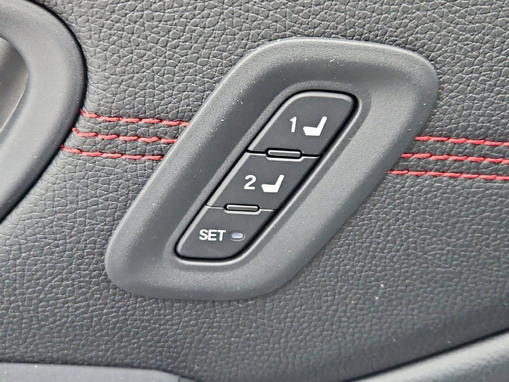 New 2026 Honda Pilot Black Edition image 18