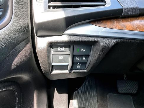 Used 2020 Acura MDX w/ Technology Package AWD/4WD image 34