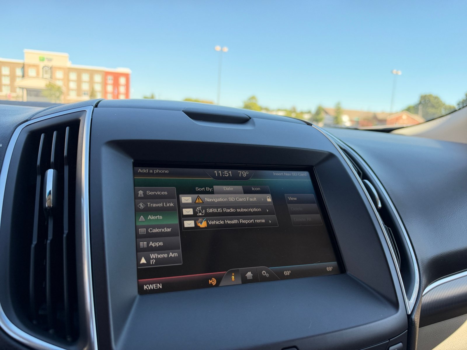 Used 2015 Ford Edge Titanium w/ Equipment Group 301A FWD image 26