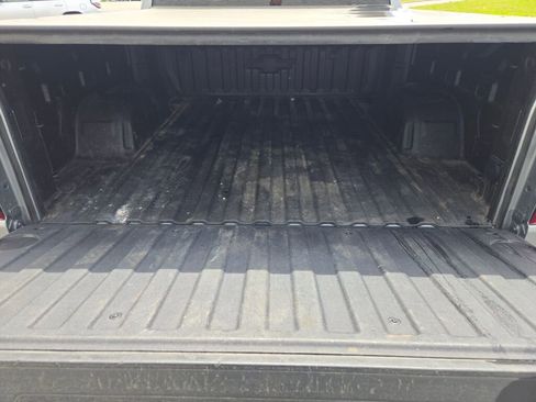 Used 2023 Chevrolet Silverado 1500 LT w/ Protection Package AWD/4WD image 17