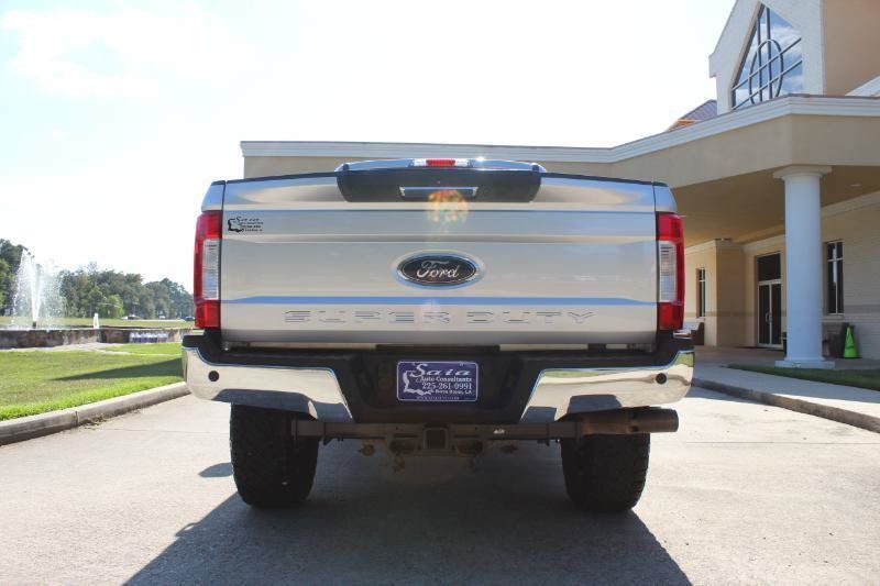 Used 2017 Ford F250 Lariat w/ Lariat Value Package AWD/4WD image 15