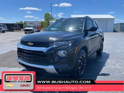 Used 2023 Chevrolet TrailBlazer LT AWD/4WD image 2