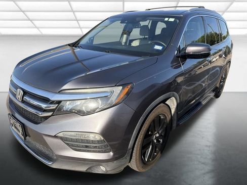 Used 2016 Honda Pilot Touring image 5