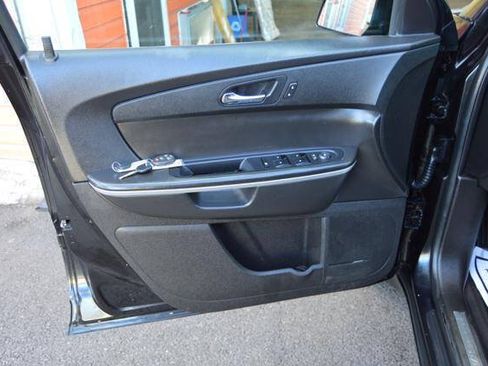 Used 2012 GMC Acadia SLT FWD image 34