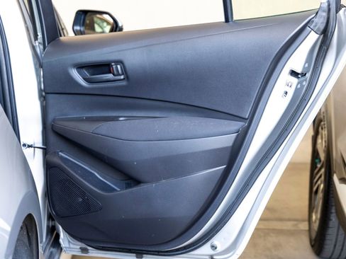 Used 2023 Toyota Corolla LE FWD image 23