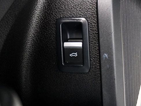 Used 2022 Audi SQ5 Prestige w/ Prestige Package image 40