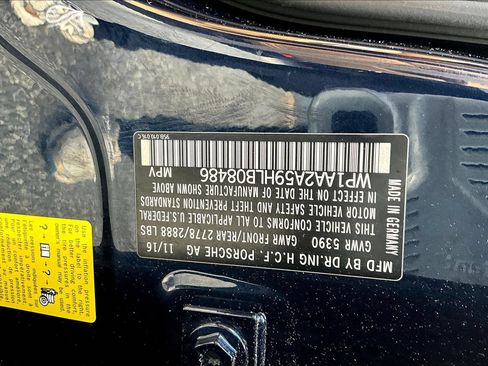 Used 2017 Porsche Macan AWD/4WD image 21