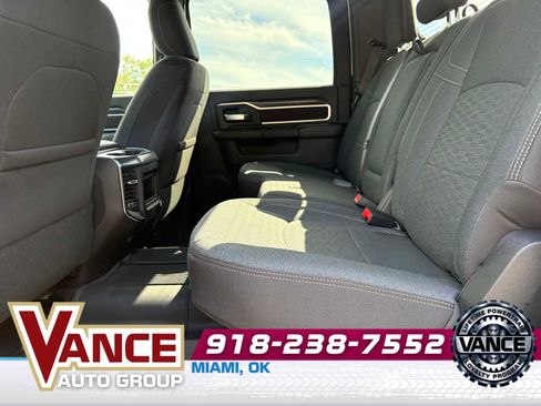 Used 2025 RAM 3500 Big Horn image 15