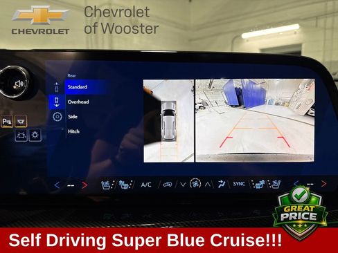 New 2026 Chevrolet Traverse High Country w/ LPO, Floor Liner Package AWD/4WD image 16