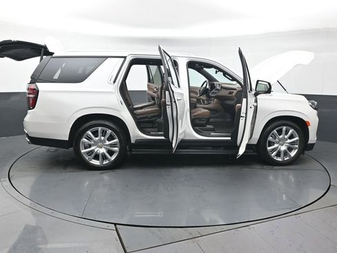 Used 2024 Chevrolet Tahoe High Country image 66