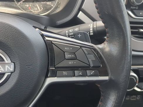 Used 2024 Nissan Altima 2.5 SR FWD image 28
