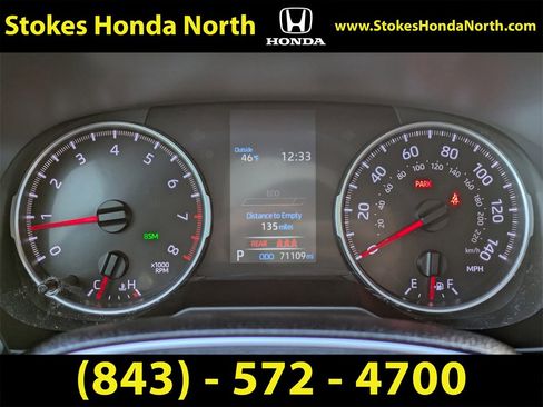 Used 2022 Toyota RAV4 XLE Premium image 27