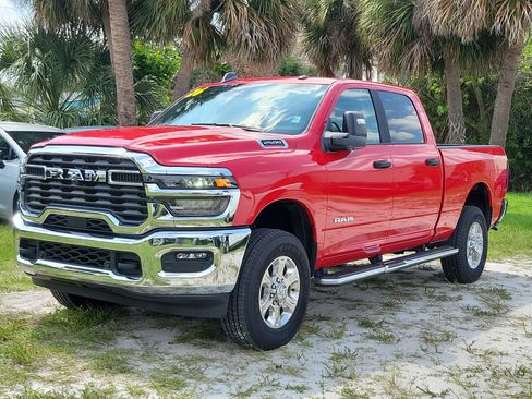 Used 2026 RAM 2500 Big Horn AWD/4WD image 2