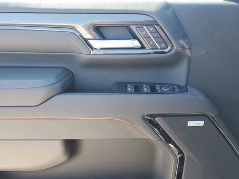 New 2026 GMC Sierra 3500 AT4 w/ AT4 Premium Plus Package AWD/4WD image 18