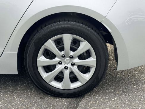 Used 2024 Toyota Corolla LE image 7