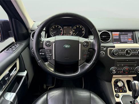 Used 2011 Land Rover LR4 HSE image 10