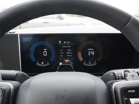 Used 2025 Hyundai Santa Fe SEL image 15