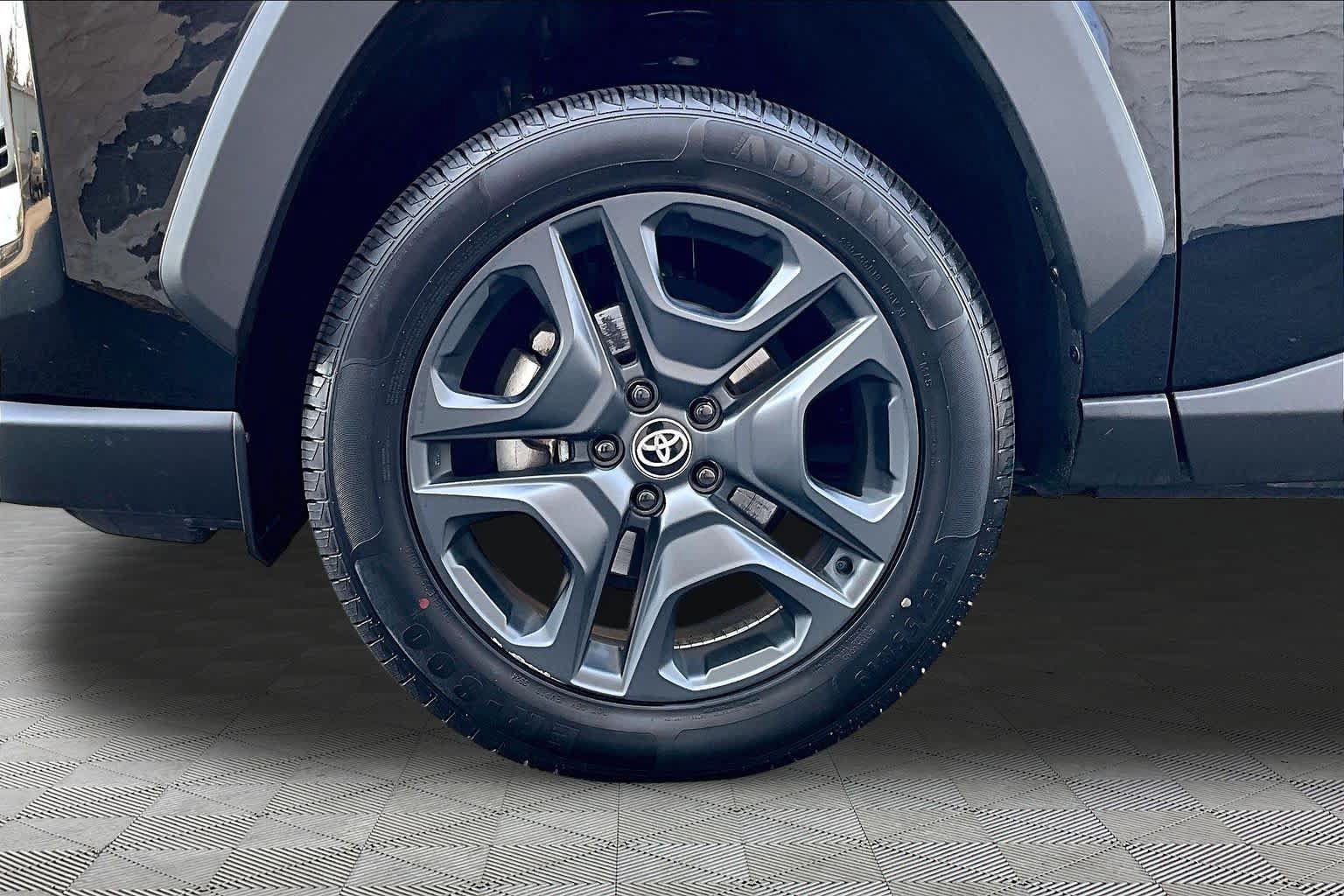 Certified 2024 Toyota RAV4 Adventure AWD/4WD image 11