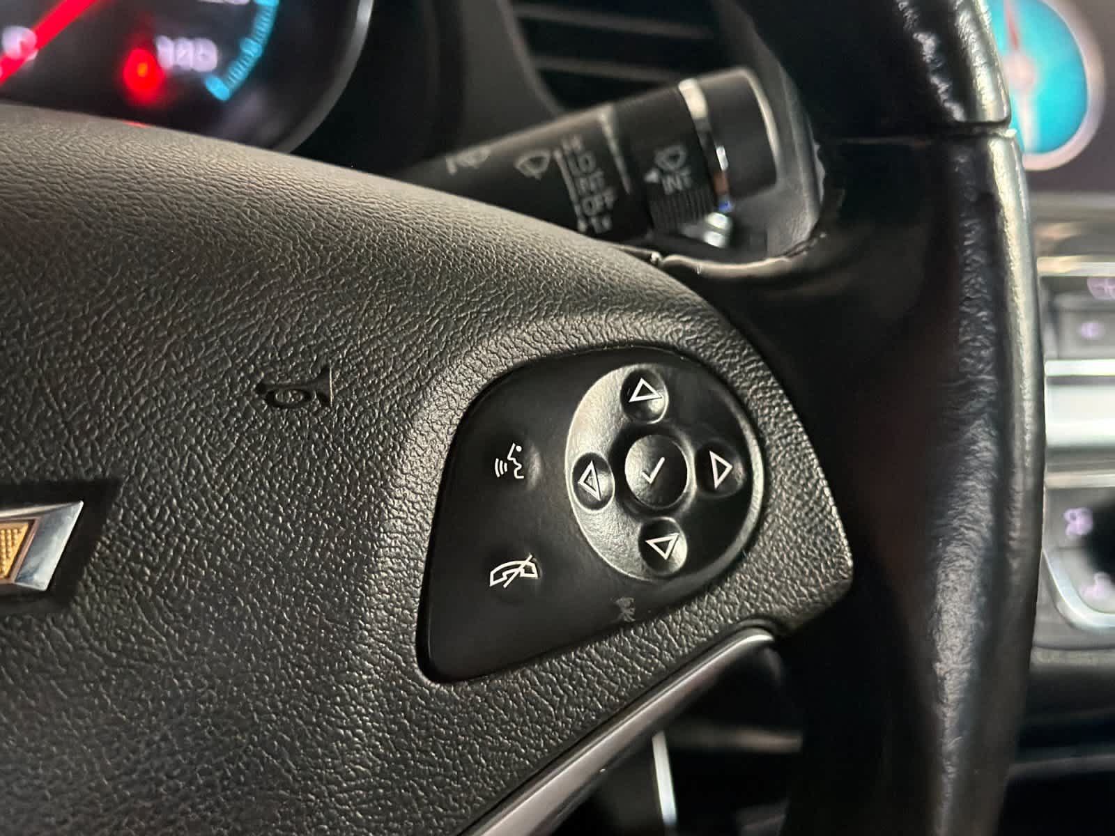 Used 2019 Chevrolet Impala LT FWD image 25
