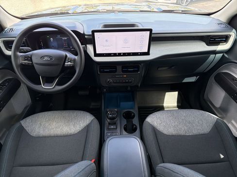 Used 2025 Ford Maverick XLT FWD image 12