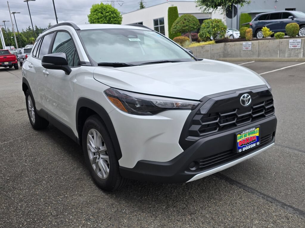 New 2026 Toyota Corolla Cross LE w/ Cold Weather Package AWD/4WD image 4
