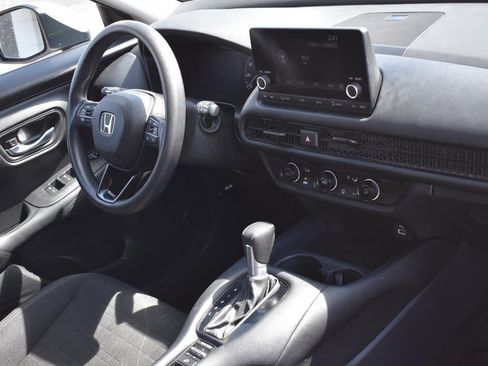 Used 2023 Honda HR-V LX image 8