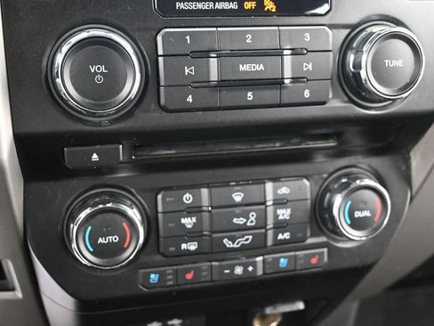 Used 2018 Ford F150 Lariat AWD/4WD image 11